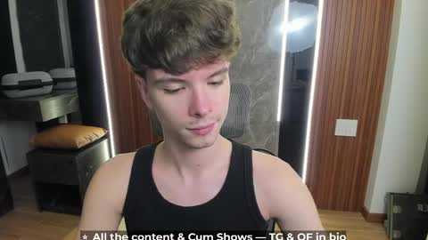 Snapshot of calvin_loves_you chatting on May 2026 05:18:01 PM Hey I am Calvin online show from May 2026 05:18:01 PM
