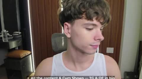 Snapshot of calvin_loves_you chatting on May 2026 05:07:02 PM Hey I am Calvin online show from May 2026 05:07:02 PM