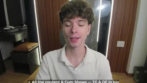 Snapshot of calvin_loves_you chatting on May 2026 03:18:01 PM Hey I am Calvin online show from May 2026 03:18:01 PM