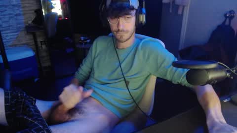 Snapshot of calvin_tanner chatting on November 2025 11:04:02 PM calvin_tanner online show from November 2025 11:04:02 PM