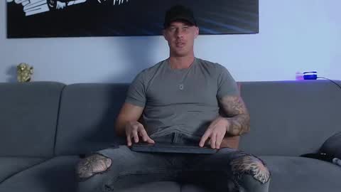 Calvin  online show from December 2024 11:50:02 PM