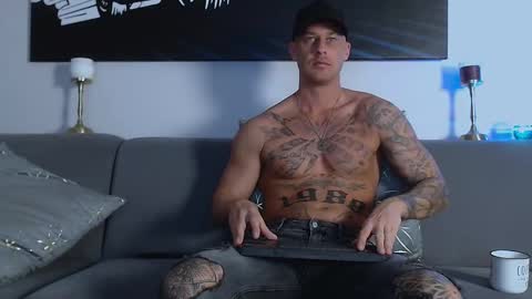 Calvin  online show from December 2024 01:24:02 AM