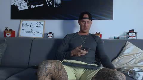 Calvin  online show from December 2024 09:38:01 PM