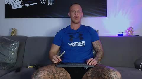 Calvin  online show from January 2025 08:39:02 PM