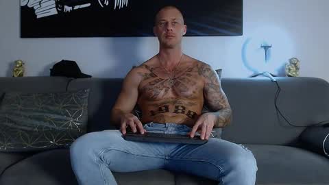 Calvin  online show from January 2025 06:21:01 PM