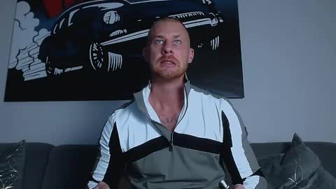 Calvin  online show from February 2025 04:26:01 PM