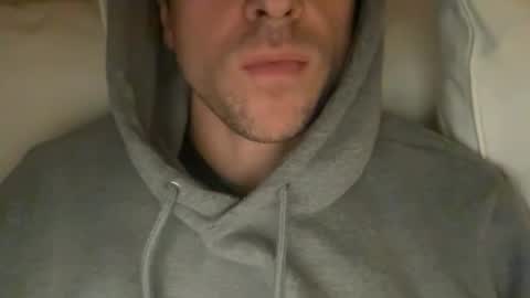 calvinzz online show from December 2025 08:47:02 PM