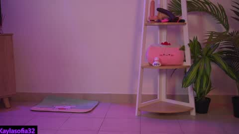 Calypso and Kayla online show from January 2025 08:17:02 PM