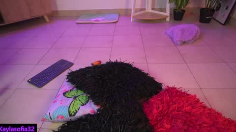 Calypso and Kayla online show from January 2025 08:26:01 PM