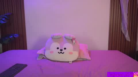 Calypso and Kayla online show from October 2025 01:05:02 AM