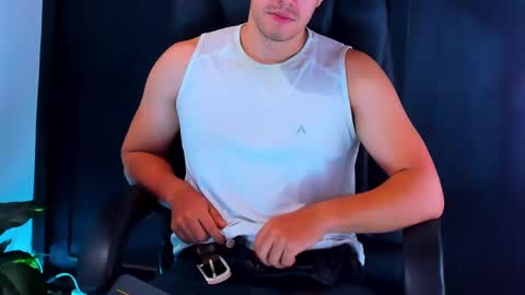 camara110 online show from December 2024 03:04:02 AM