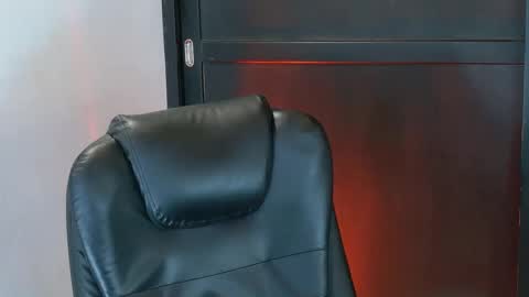 camara110 online show from September 2025 05:39:02 PM