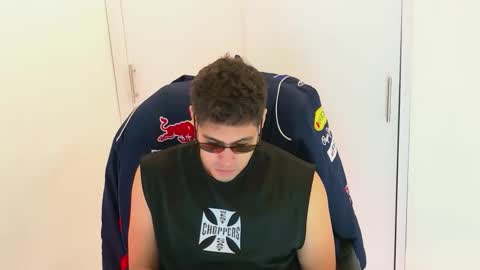 Snapshot of camara110 chatting on December 2025 02:21:01 AM camara110 online show from December 2025 02:21:01 AM