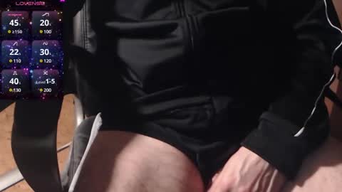 Snapshot of camboy301077 chatting on January 2025 05:07:02 PM steffencamboy online show from January 2025 05:07:02 PM