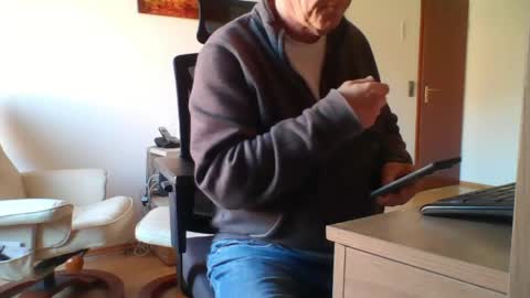 camcologne online show from April 2026 07:55:01 AM