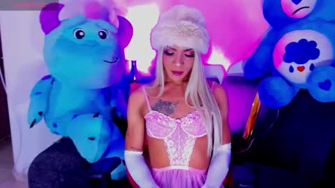 camelyharrper1 online show from October 2025 04:00:02 AM