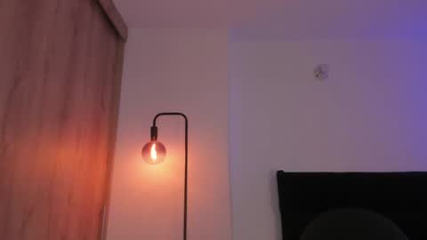 Cameron online show from April 2026 02:00:01 AM