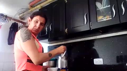 Snapshot of cameron_puppy chatting on November 2025 06:12:01 PM Mara Catalina Romero Ordez online show from November 2025 06:12:01 PM