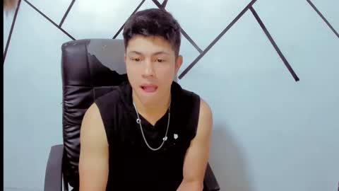 Snapshot of cameron_re chatting on February 2025 06:04:01 AM cameron_re online show from February 2025 06:04:01 AM