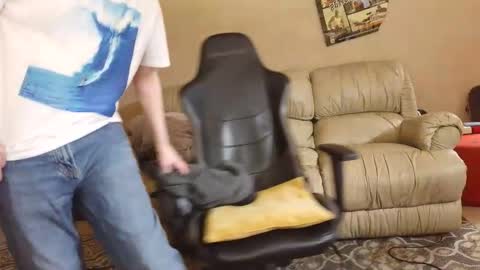 Snapshot of camerondt chatting on April 2026 04:26:01 PM camerondt online show from April 2026 04:26:01 PM