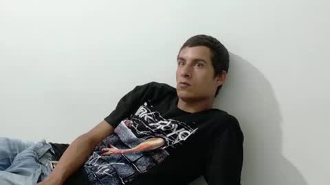 Snapshot of cameronsilverman chatting on June 2026 11:09:01 PM cameronsilverman online show from June 2026 11:09:01 PM