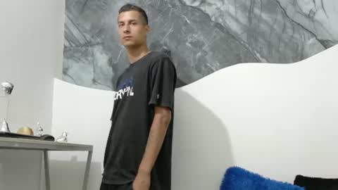 Snapshot of cameronsilverman chatting on July 2026 07:20:01 PM cameronsilverman online show from July 2026 07:20:01 PM