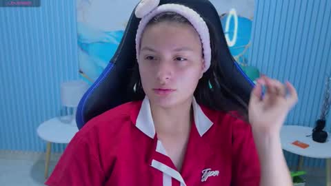 Snapshot of cami_boobss1 chatting on December 2025 12:20:01 PM Cami online show from December 2025 12:20:01 PM