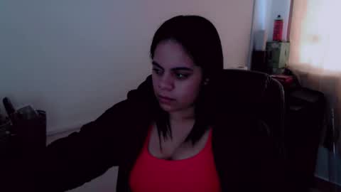 Snapshot of cami_bunnygirlx chatting on December 2024 10:19:01 PM CAMI online show from December 2024 10:19:01 PM