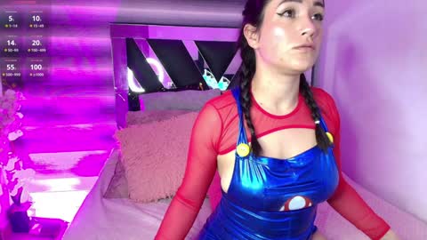 Snapshot of cami_suarez_ chatting on January 2025 03:23:02 AM Cami online show from January 2025 03:23:02 AM