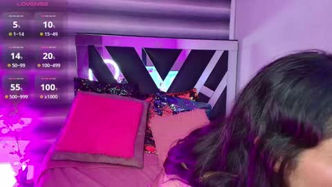 Snapshot of cami_suarez_ chatting on February 2025 09:48:01 AM Cami online show from February 2025 09:48:01 AM