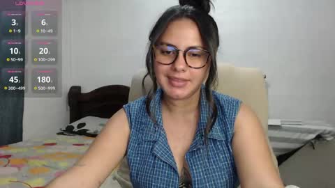 Snapshot of cami_valbuena chatting on April 2026 09:16:02 PM Camila Valbuena online show from April 2026 09:16:02 PM