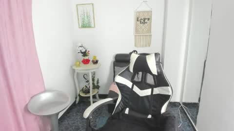 camila_bj online show from May 2026 05:15:01 AM