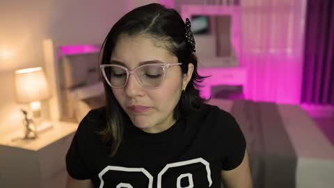 Camila buitrago online show from January 2025 09:57:01 PM