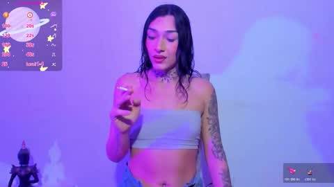 Snapshot of camila_coxx chatting on January 2026 06:18:02 AM s online show from January 2026 06:18:02 AM