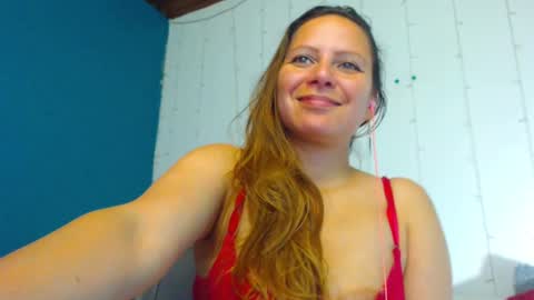 Snapshot of camila_delarosa chatting on January 2025 06:07:01 PM camila online show from January 2025 06:07:01 PM