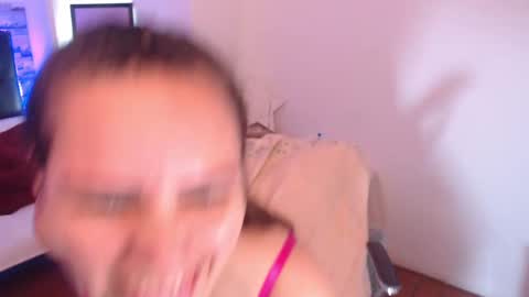 Snapshot of camila_delarosa chatting on September 2025 04:32:02 PM camila online show from September 2025 04:32:02 PM