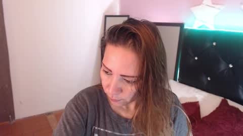 Snapshot of camila_delarosa chatting on October 2025 12:28:02 PM camila online show from October 2025 12:28:02 PM