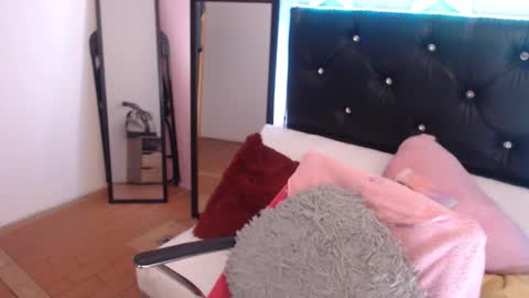 Snapshot of camila_delarosa chatting on November 2025 12:13:01 PM camila online show from November 2025 12:13:01 PM