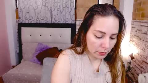 Snapshot of camila_delarosa chatting on February 2026 07:06:02 PM camila online show from February 2026 07:06:02 PM