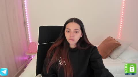 Snapshot of camila_ec2 chatting on October 2025 08:27:02 PM C A M I online show from October 2025 08:27:02 PM