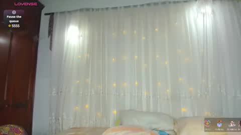 Snapshot of camila_hott1 chatting on February 2025 11:55:02 PM Cami vazques online show from February 2025 11:55:02 PM