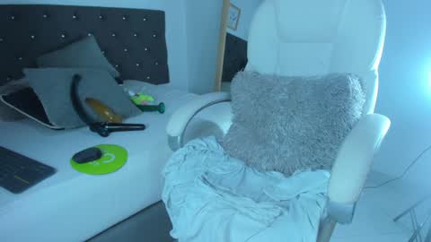 Snapshot of camila_nolimit chatting on December 2024 07:00:02 PM Camila online show from December 2024 07:00:02 PM