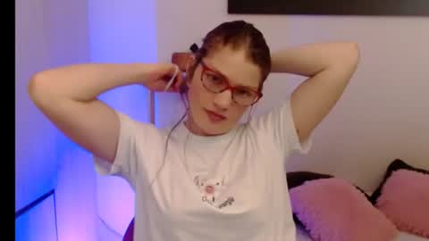 Camila ventura online show from June 2026 01:02:02 PM
