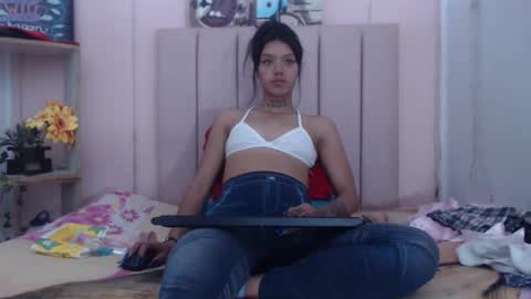 camila_williiamsres online show from May 2026 11:43:02 PM