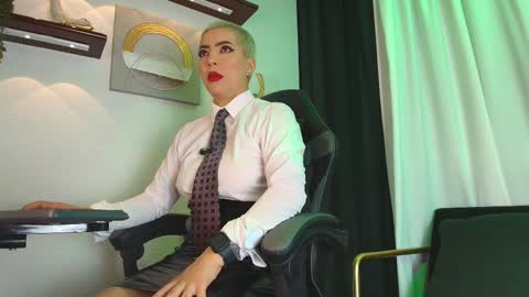    online show from October 2025 05:43:02 AM