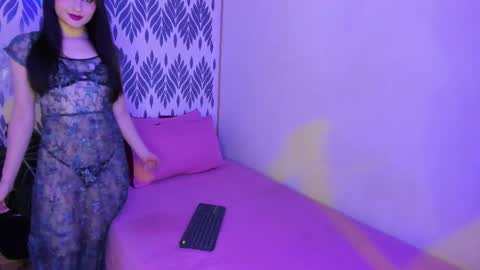 Cami  online show from March 2025 11:23:01 AM