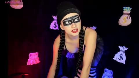 Cami  online show from October 2025 10:16:02 AM