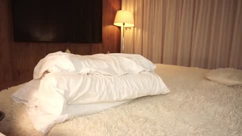 Camila online show from March 2025 02:03:01 AM