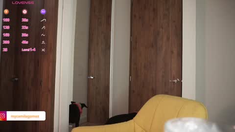 Camila online show from March 2025 08:21:01 PM