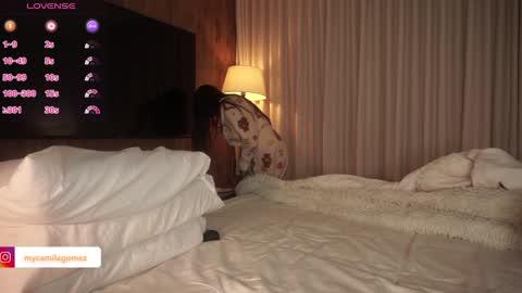 Camila online show from March 2025 01:47:01 AM